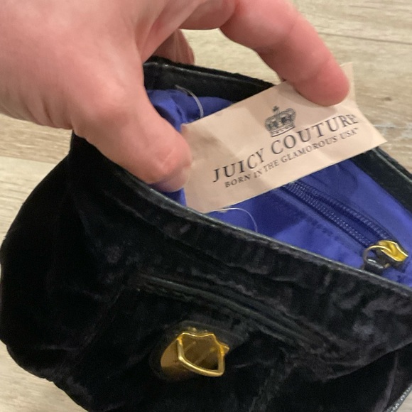 Juicy Couture Velvet crossbody bag Rare - Picture 5 of 9